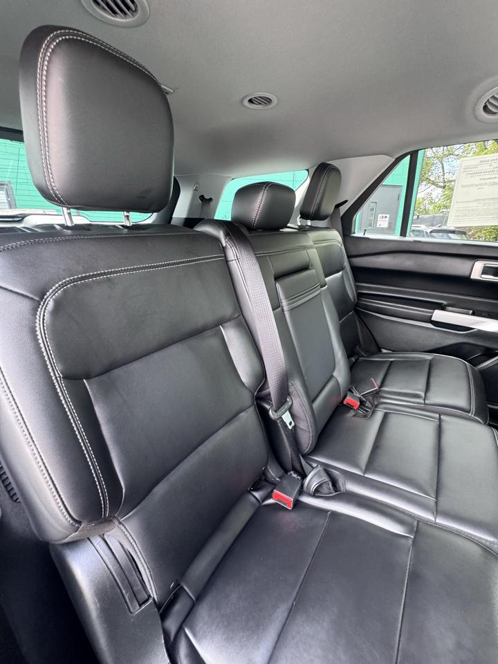 Ford Explorer XLT RWD 2023