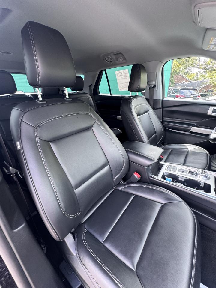 Ford Explorer XLT RWD 2023