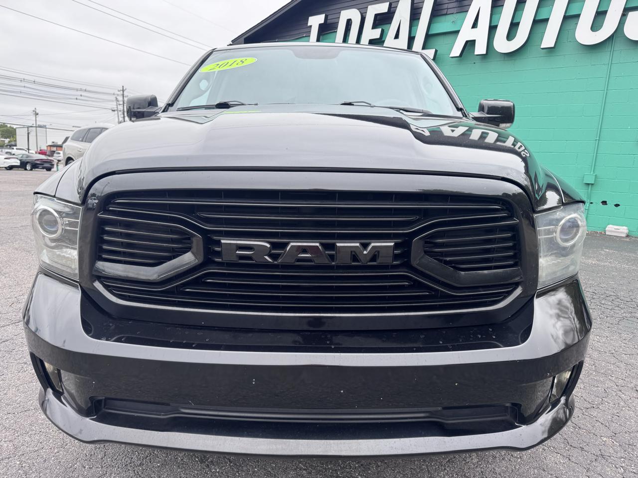 RAM 1500 Sport 4x2 Crew Cab 5'7" Box *Ltd Avail* 2018