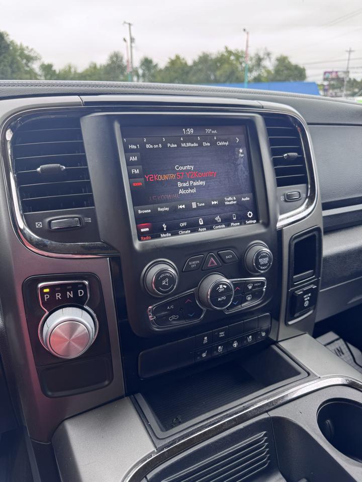 RAM 1500 Sport 4x2 Crew Cab 5'7" Box *Ltd Avail* 2018