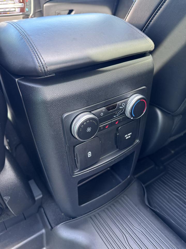 Ford Explorer Platinum 4WD 2021