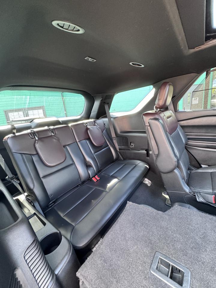 Ford Explorer Platinum 4WD 2021