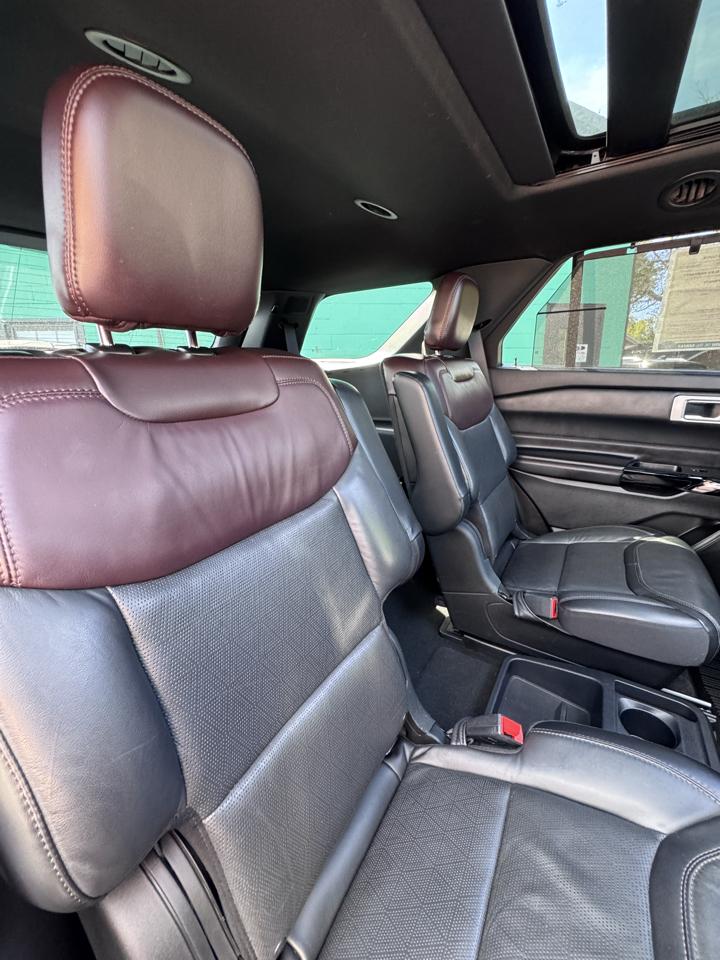 Ford Explorer Platinum 4WD 2021