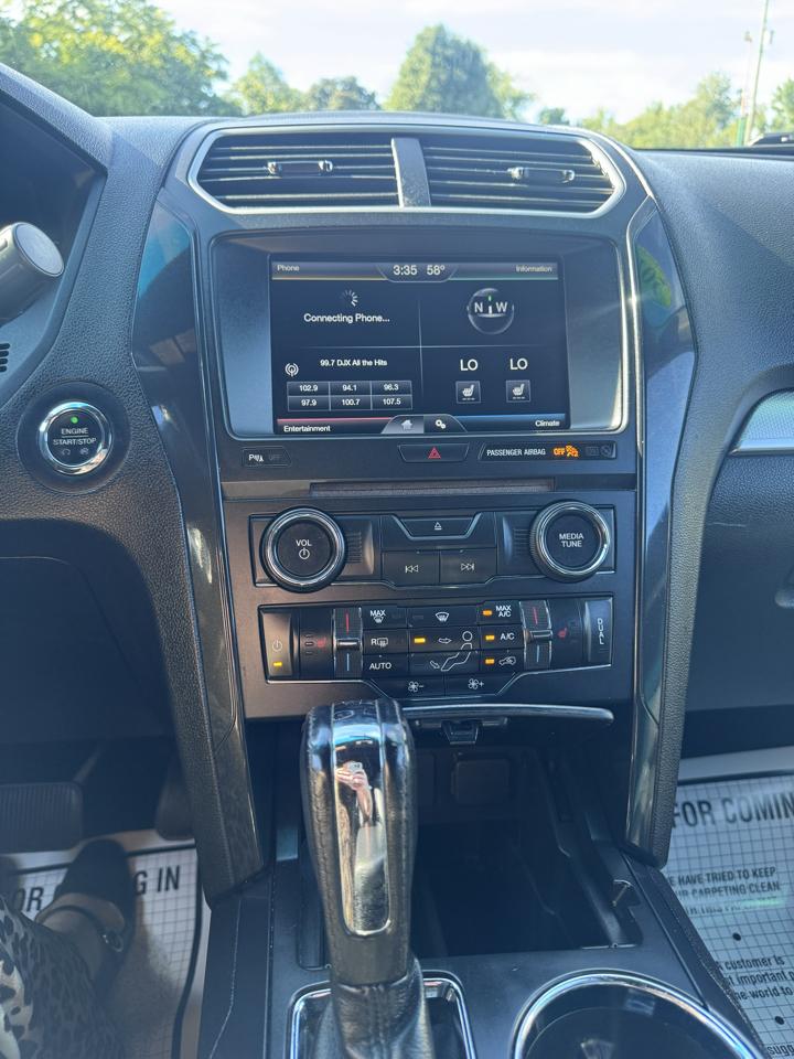 Ford Explorer 4WD 4dr XLT 2016
