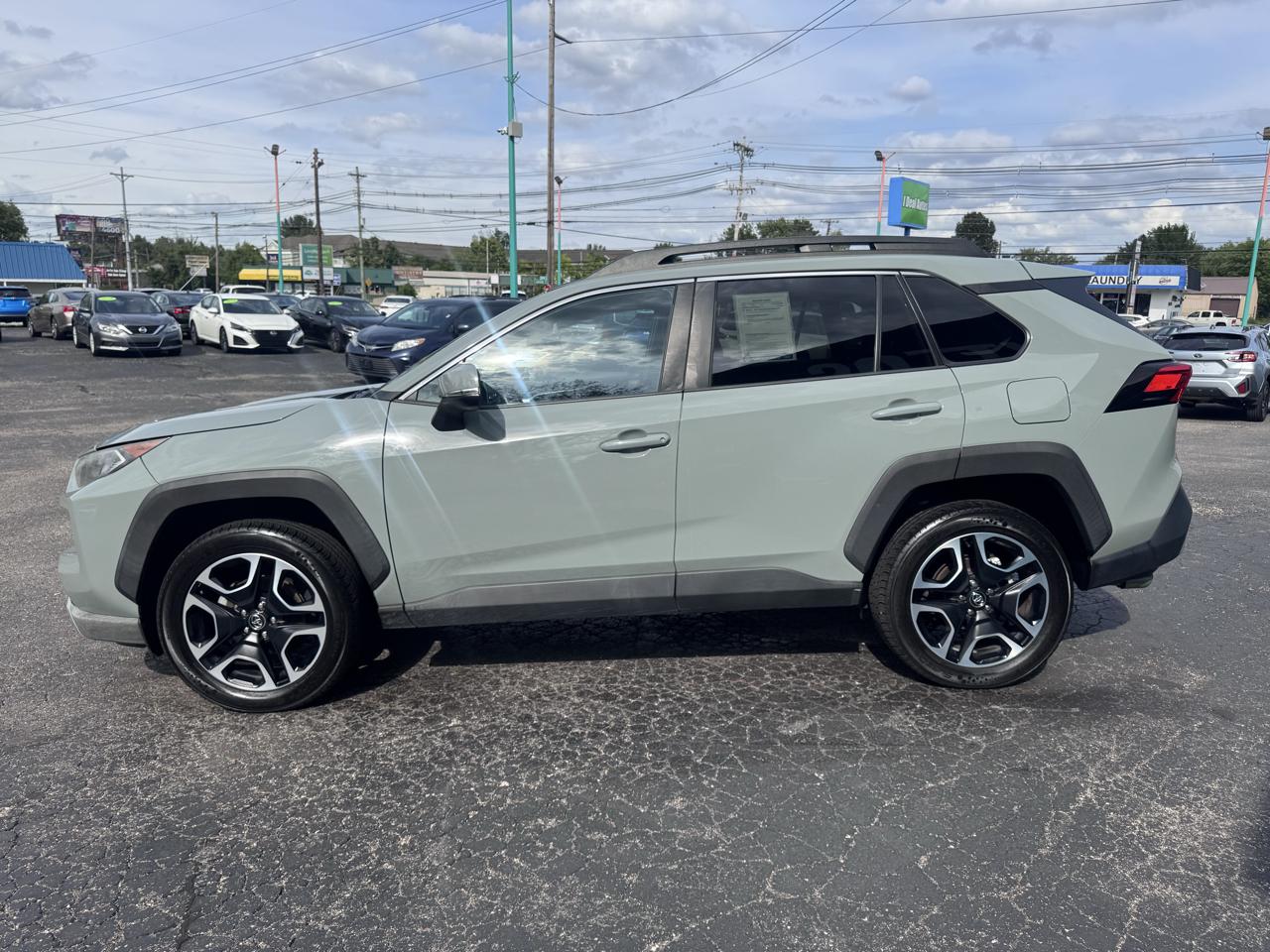 Toyota RAV4 TRD Off Road AWD (Natl) 2021