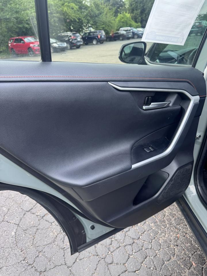 Toyota RAV4 TRD Off Road AWD (Natl) 2021