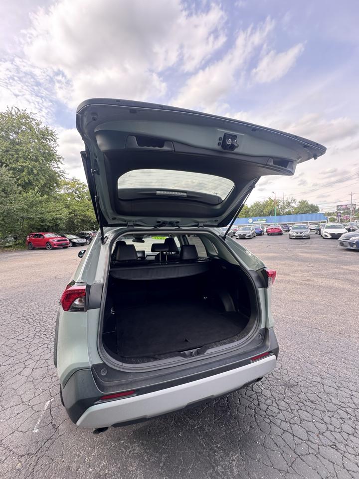 Toyota RAV4 TRD Off Road AWD (Natl) 2021