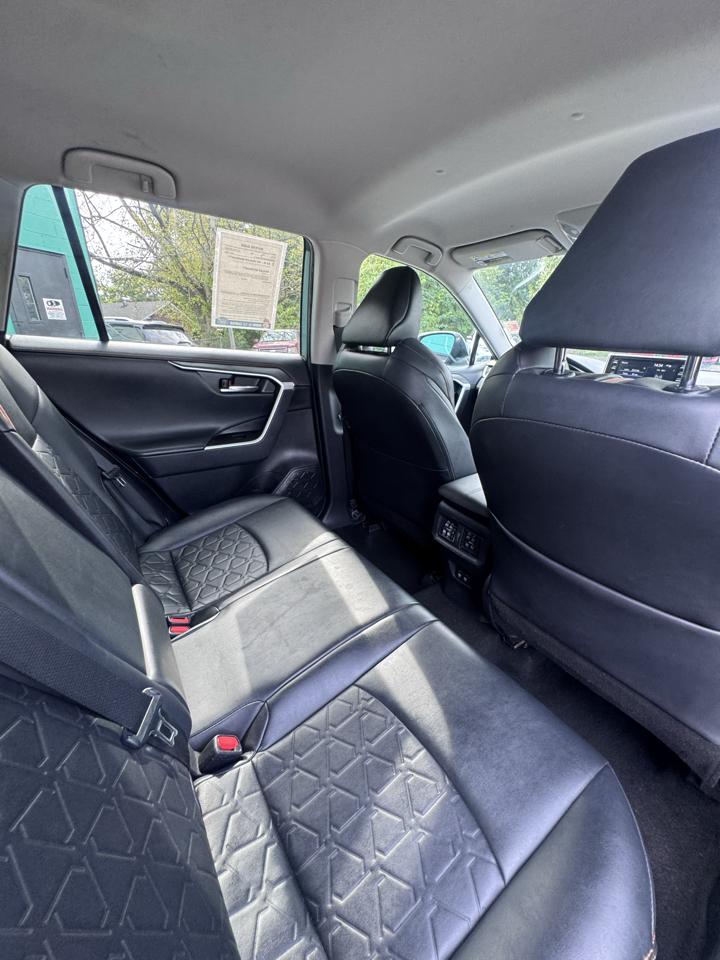 Toyota RAV4 TRD Off Road AWD (Natl) 2021