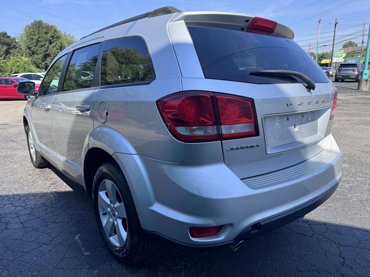 Dodge Journey FWD 4dr SXT 2012