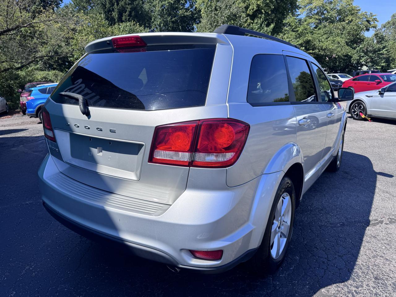 Dodge Journey FWD 4dr SXT 2012