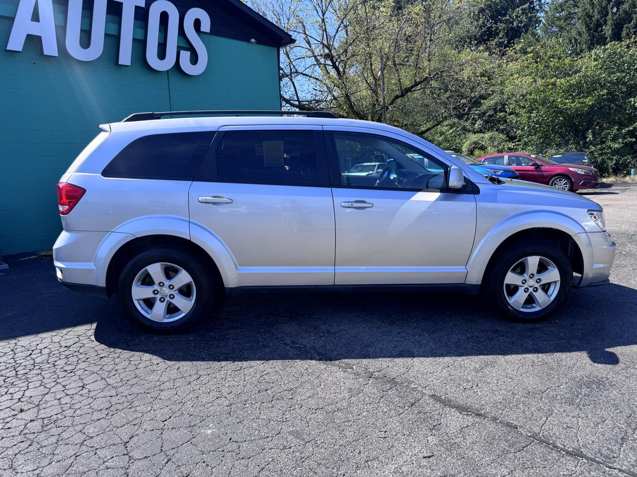 Dodge Journey FWD 4dr SXT 2012