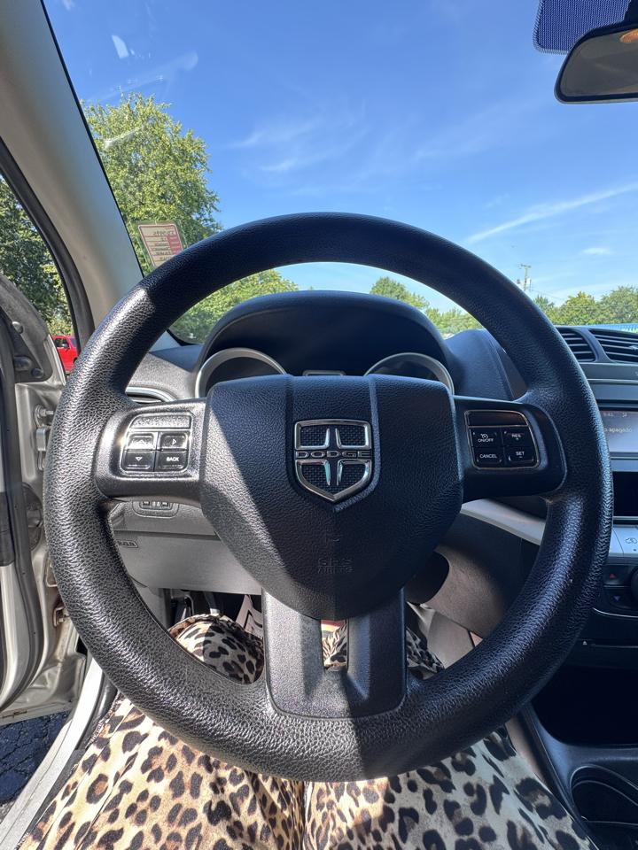 Dodge Journey FWD 4dr SXT 2012