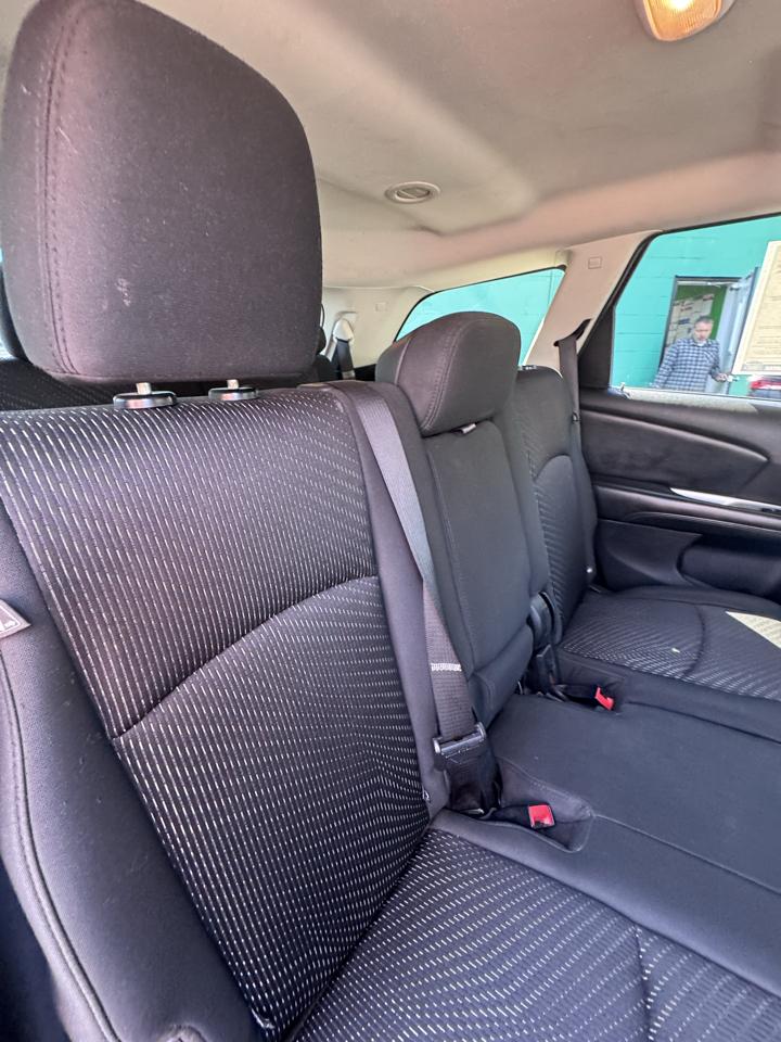 Dodge Journey FWD 4dr SXT 2012