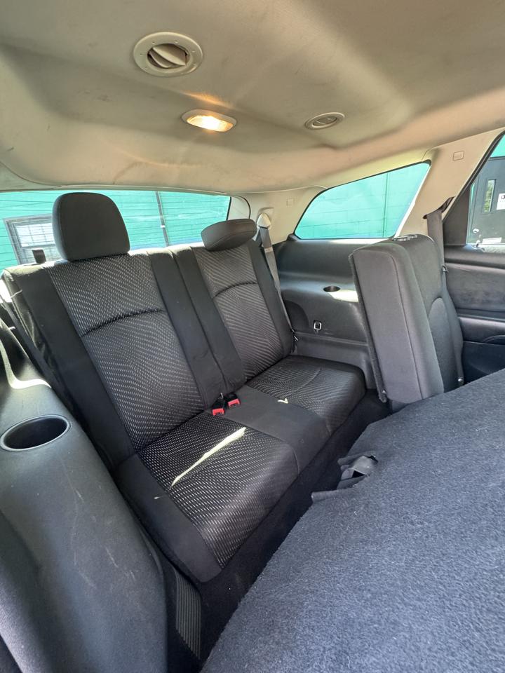 Dodge Journey FWD 4dr SXT 2012