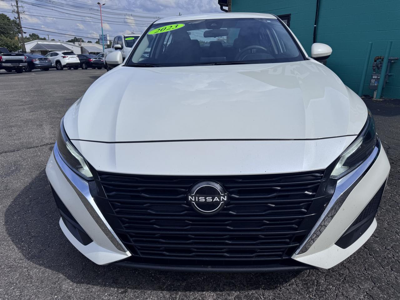 Nissan Altima 2.5 SV Sedan 2023