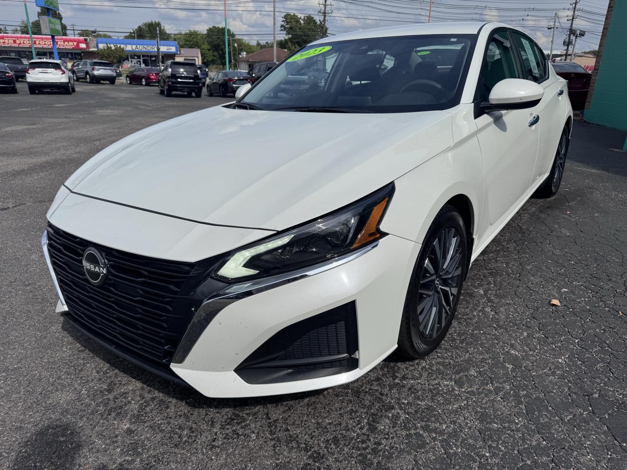Nissan Altima 2.5 SV Sedan 2023