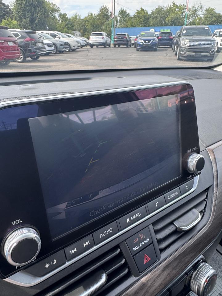 Nissan Altima 2.5 SV Sedan 2023