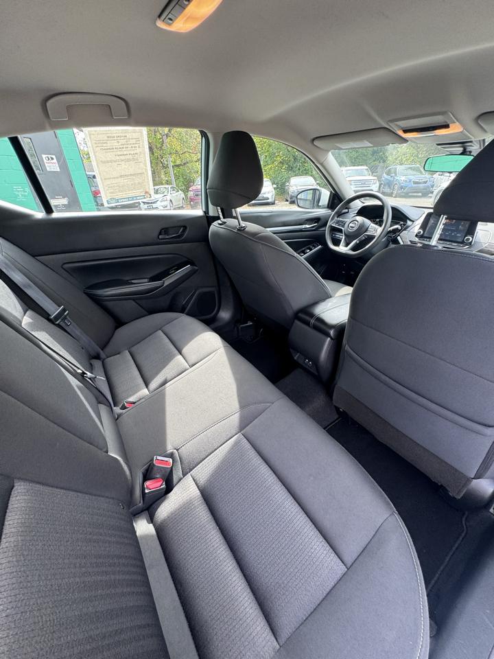 Nissan Altima 2.5 SV Sedan 2023