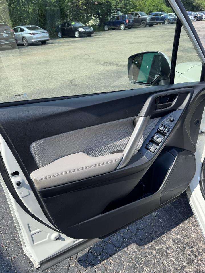 Subaru Forester 2.5i Premium CVT 2017