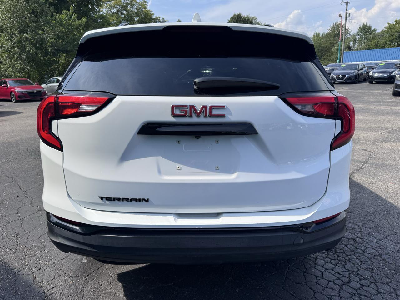 GMC Terrain FWD 4dr SLE 2021
