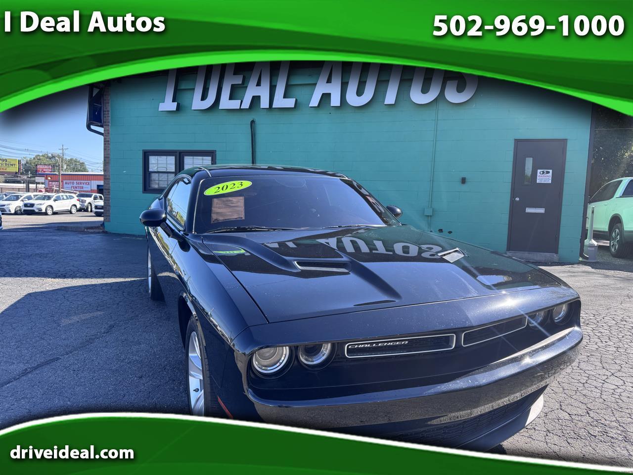 2023 Dodge Challenger SXT RWD