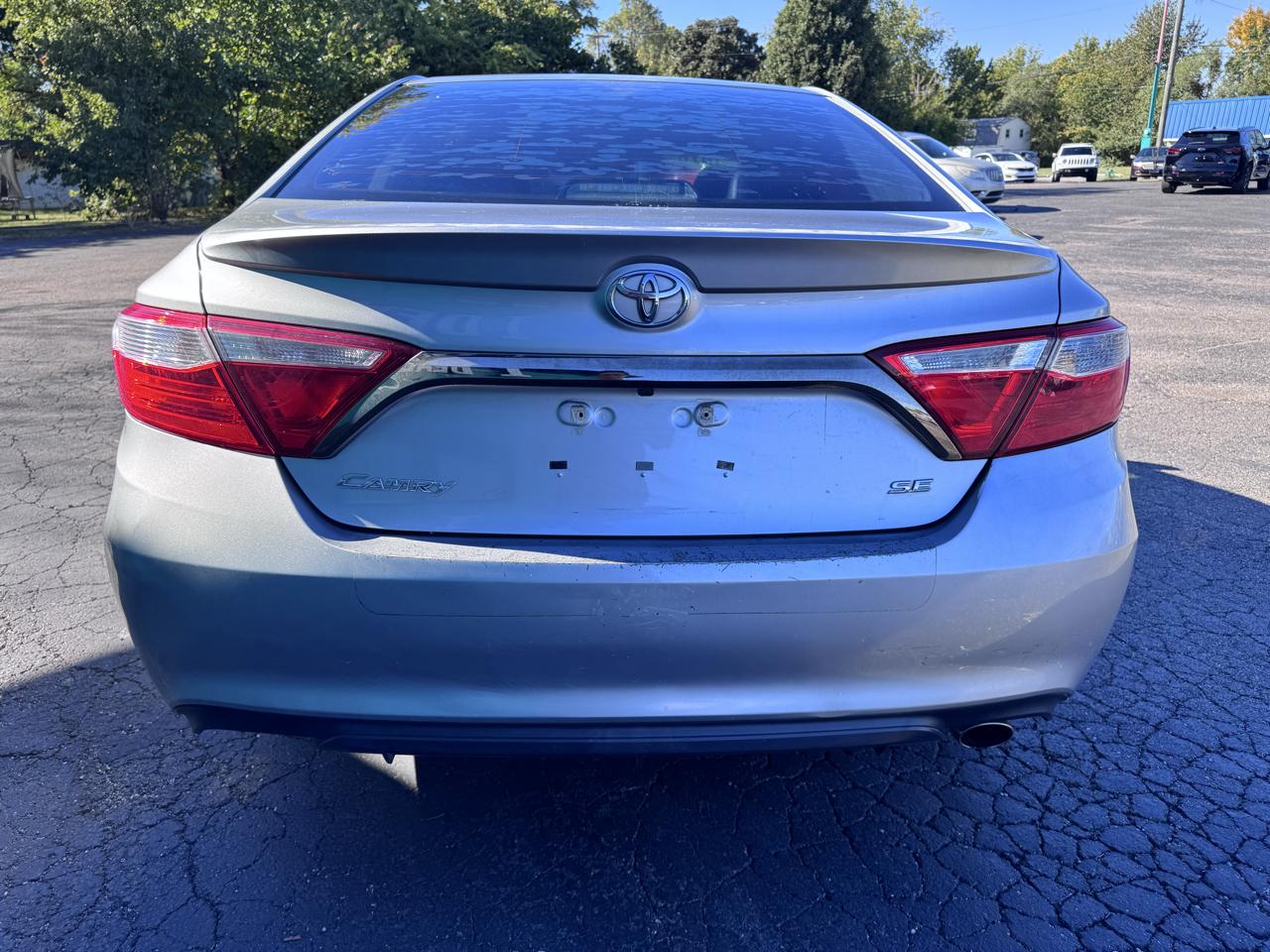 Toyota Camry 4dr Sdn I4 Auto SE w/Special Edition Pkg (Natl) 2016