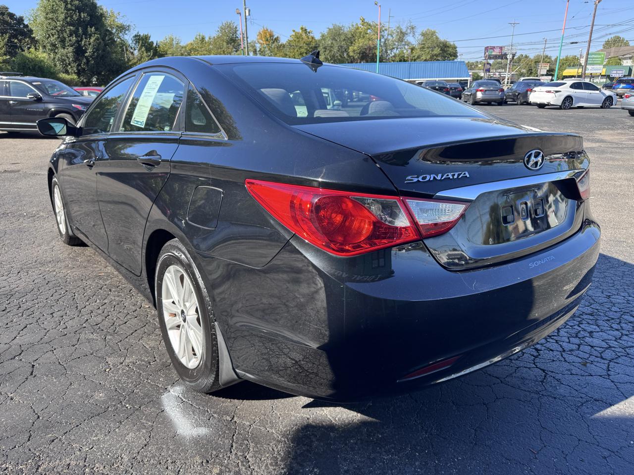 Hyundai Sonata 4dr Sdn 2.4L Auto GLS 2012