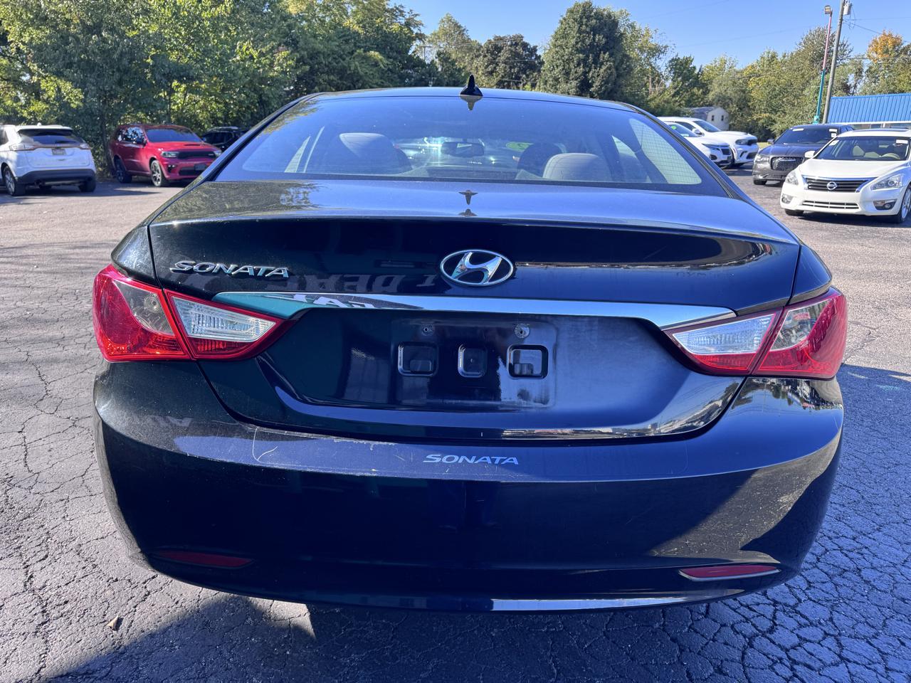 Hyundai Sonata 4dr Sdn 2.4L Auto GLS 2012