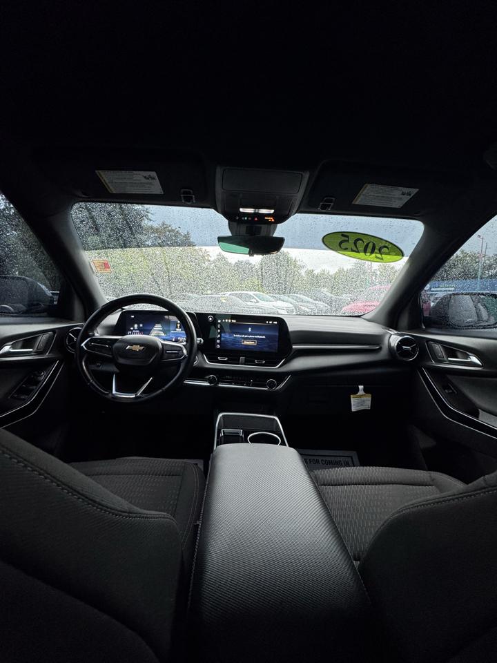 Chevrolet Equinox FWD 4dr LT w/1LT 2025