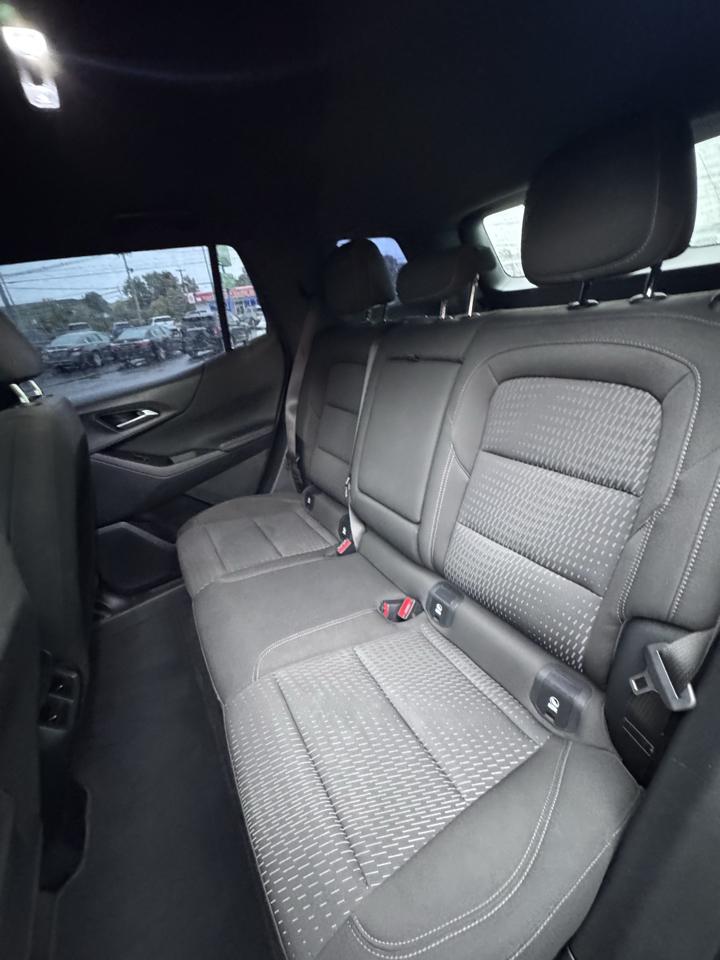 Chevrolet Equinox FWD 4dr LT w/1LT 2025