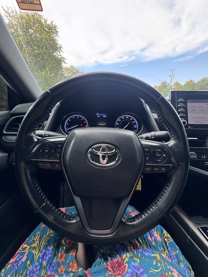 Toyota Camry SE Auto (Natl) 2021