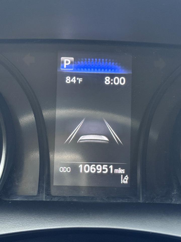 Toyota Camry SE Auto (Natl) 2021