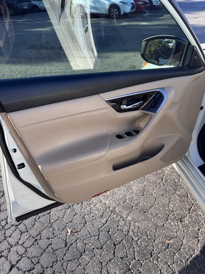 Nissan Altima 4dr Sdn I4 2.5 SL 2015