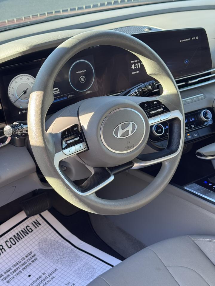 Hyundai Elantra SEL IVT 2024