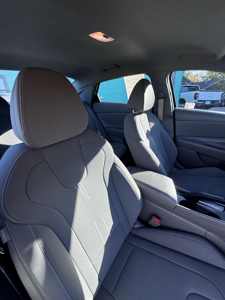 Hyundai Elantra SEL IVT 2024