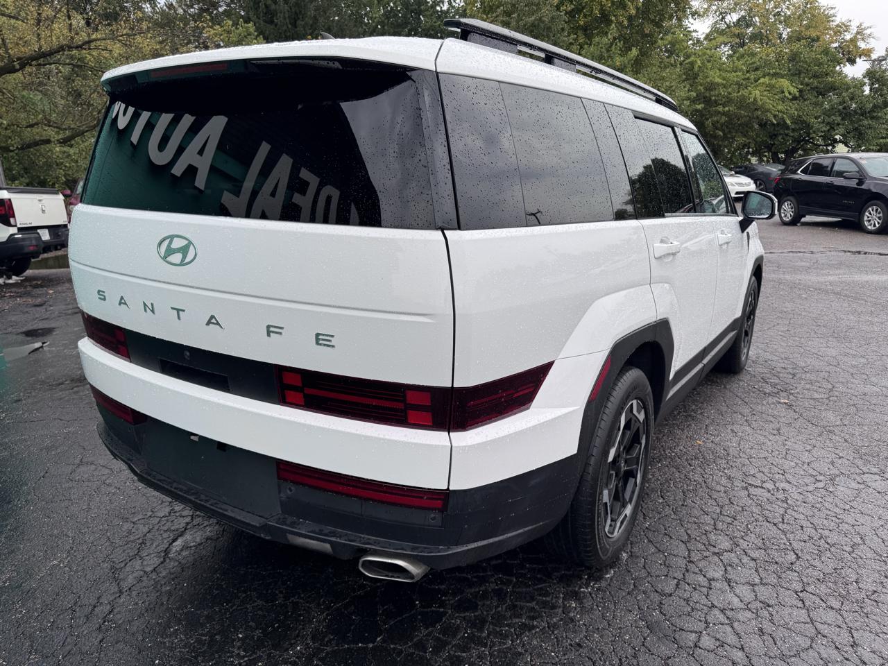 Hyundai Santa Fe SEL FWD 2024