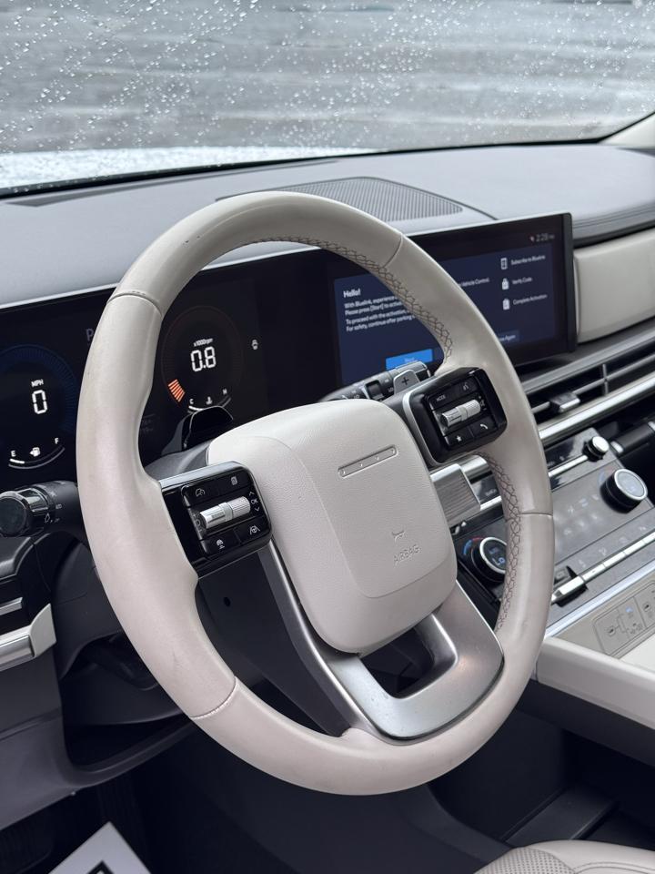 Hyundai Santa Fe SEL FWD 2024