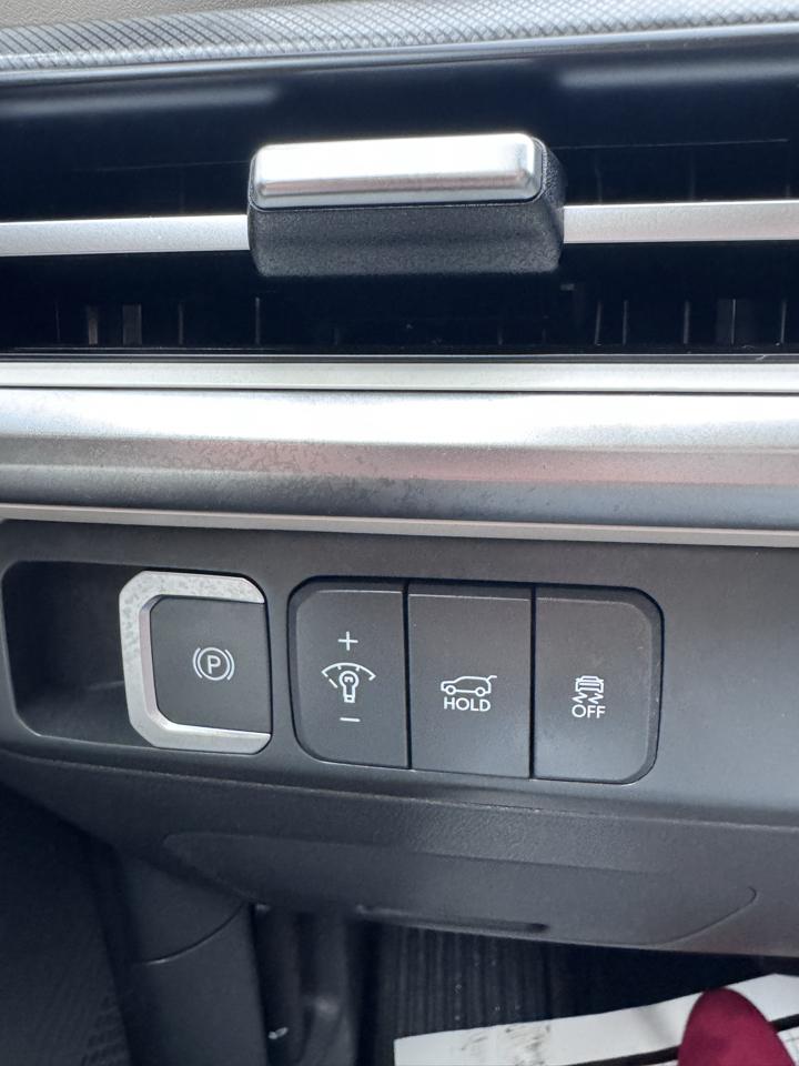Hyundai Santa Fe SEL FWD 2024