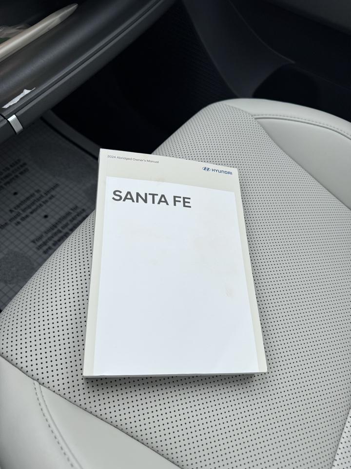 Hyundai Santa Fe SEL FWD 2024