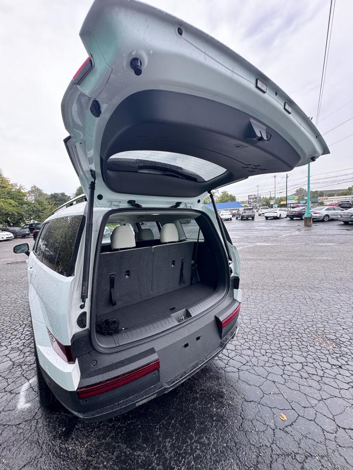 Hyundai Santa Fe SEL FWD 2024