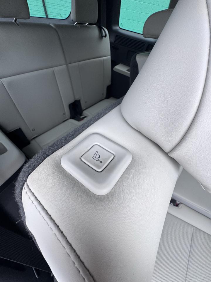Hyundai Santa Fe SEL FWD 2024