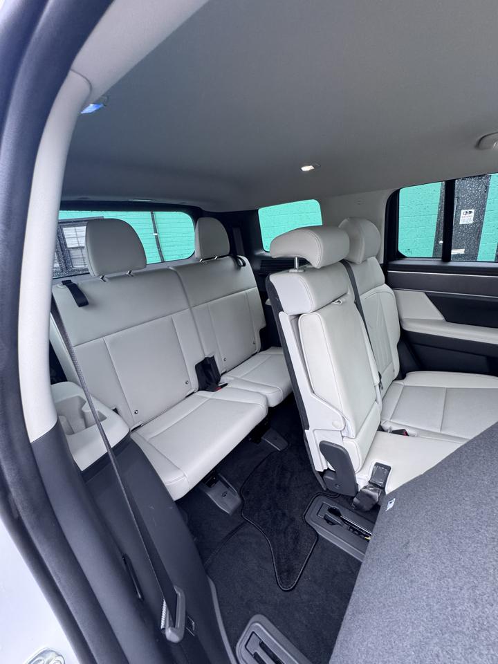 Hyundai Santa Fe SEL FWD 2024
