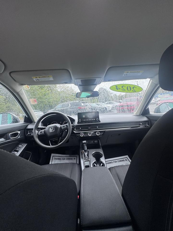 Honda Civic Sedan LX CVT 2024