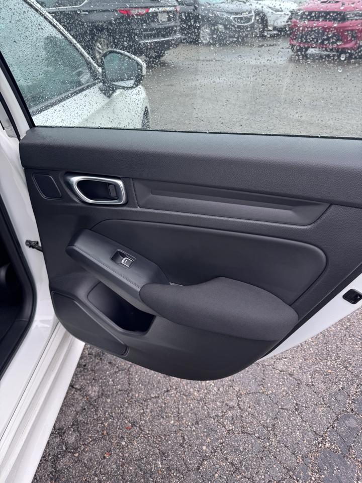 Honda Civic Sedan LX CVT 2024