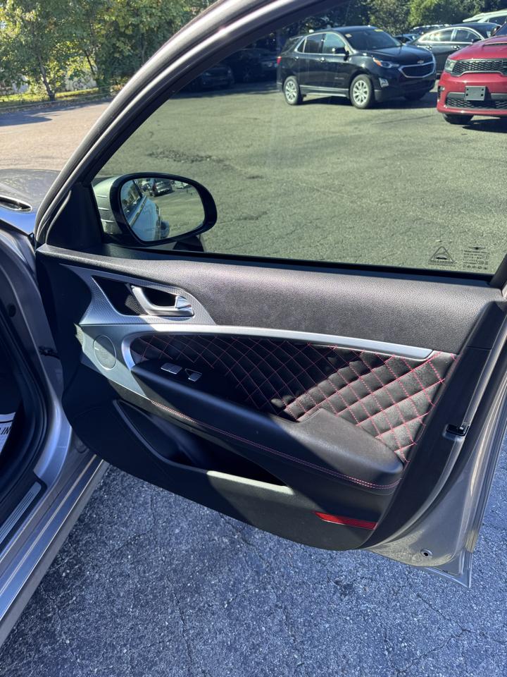 Genesis G70 3.3T AWD 2022