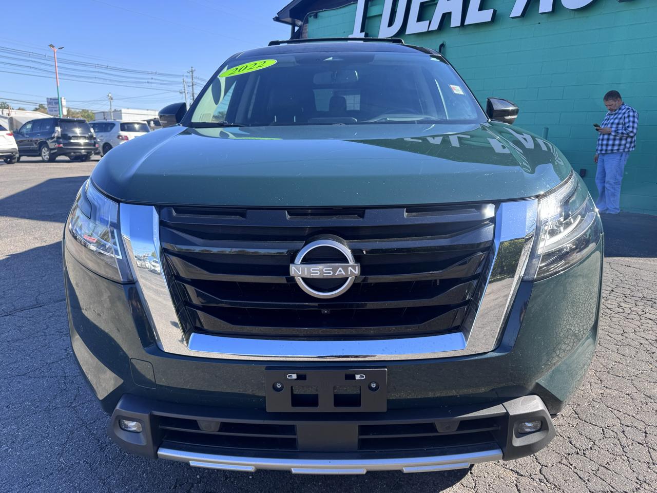 Nissan Pathfinder Platinum 2WD 2022