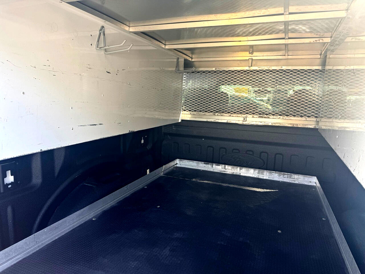 Ford F-150 Lariat SuperCab 8-ft. 4WD 2017 Ford F-150 Lariat SuperCab 8-ft. 4WD 2017