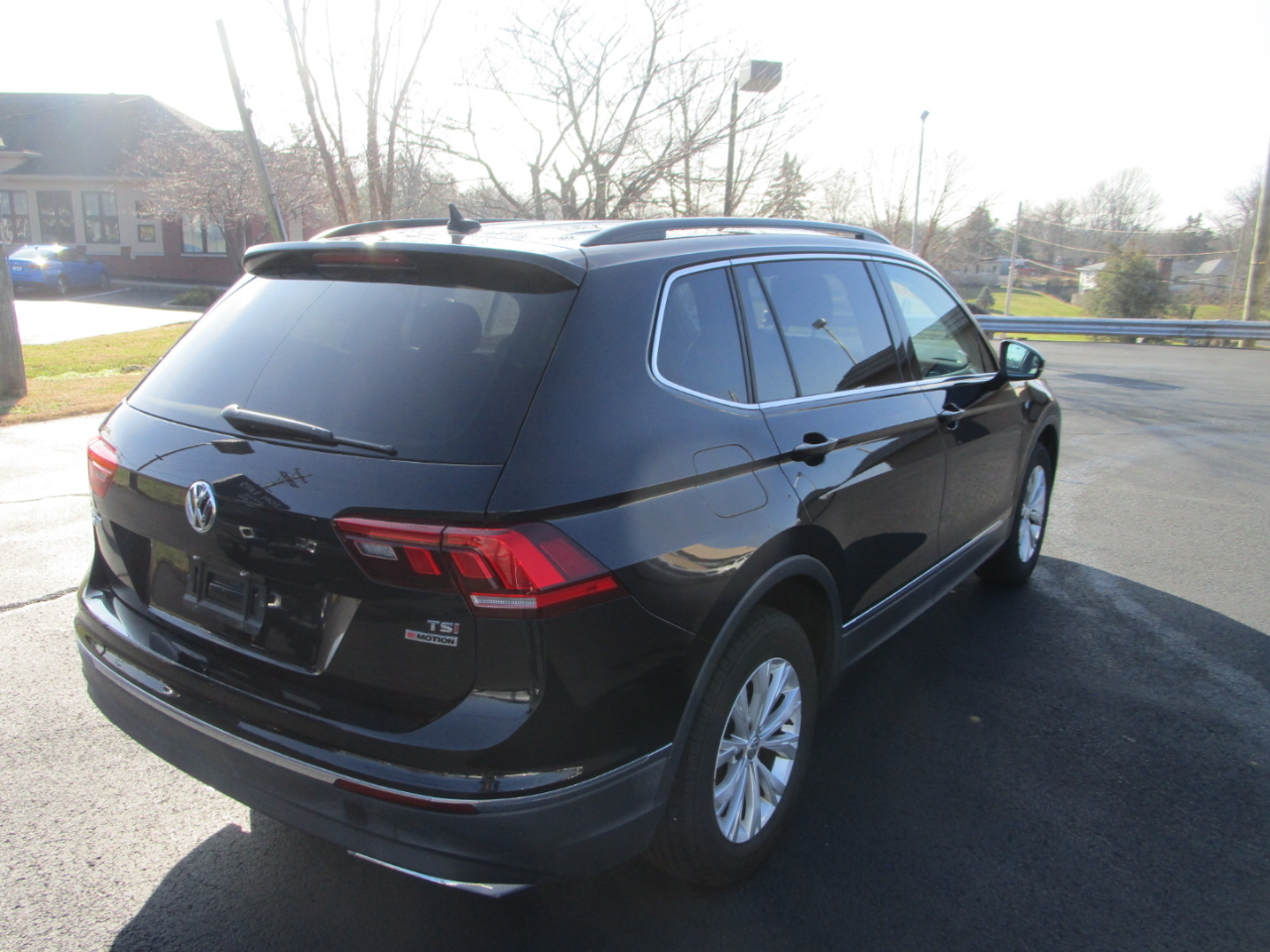 Volkswagen Tiguan 2.0T SEL 4MOTION 2018