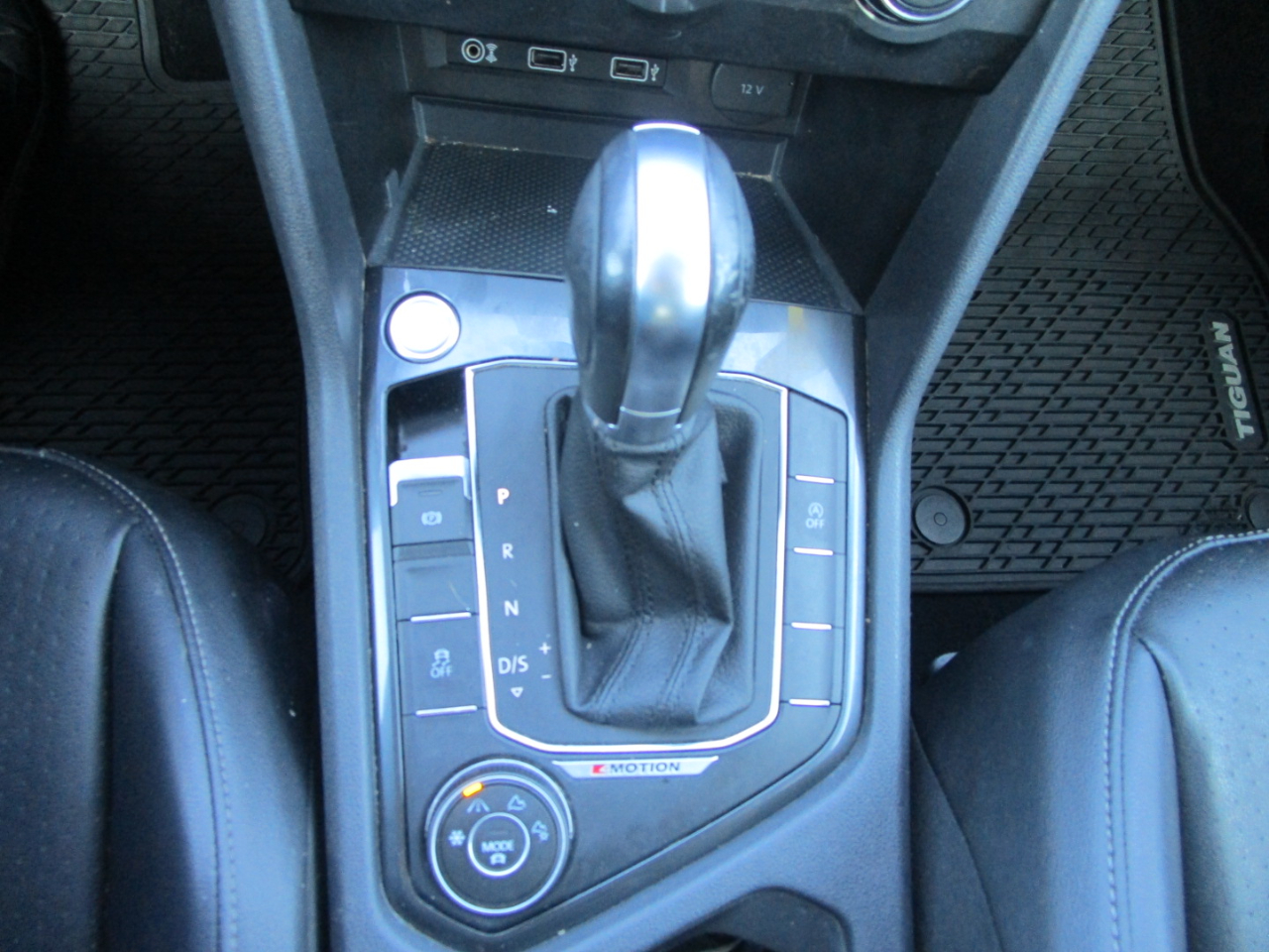 Volkswagen Tiguan 2.0T SEL 4MOTION 2018