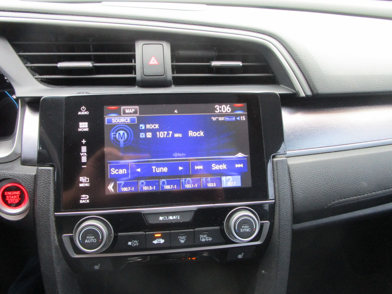 Honda Civic Sedan 4dr CVT Touring 2016